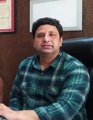 Dr. Arpit Tyagi