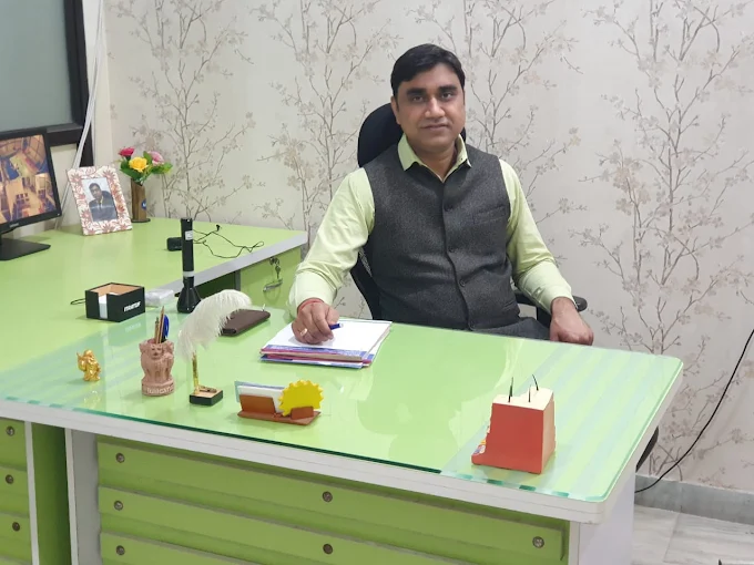 Dr. Amit Tiwari