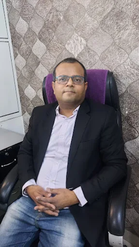 Dr. Nitin Kumar Saxena