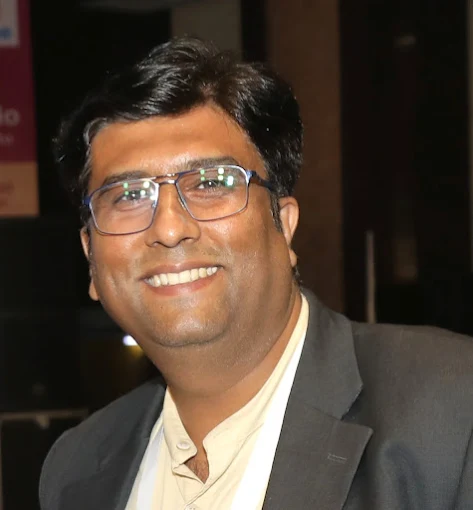 Dr. Farendra Bhardwaj